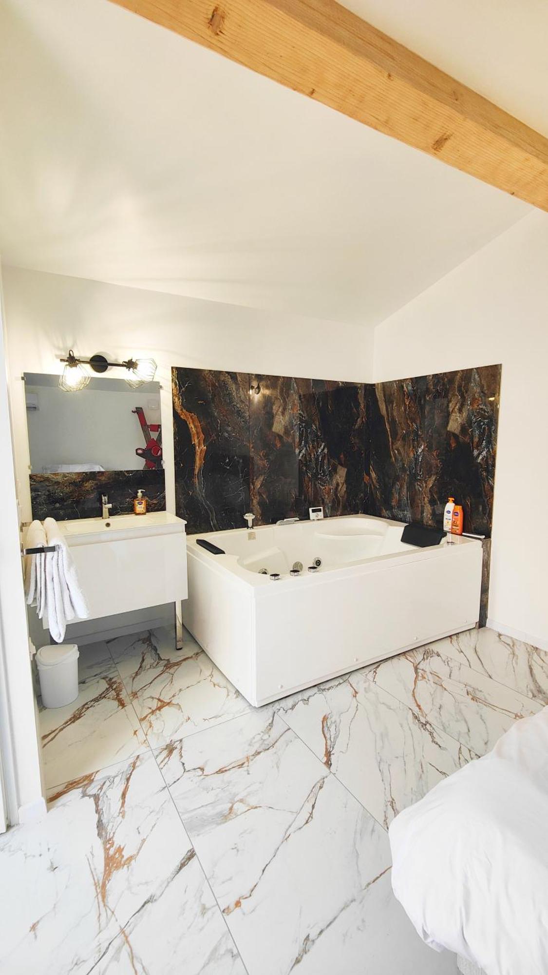 Maisons Plaisir & Pulsion Sauna Prive